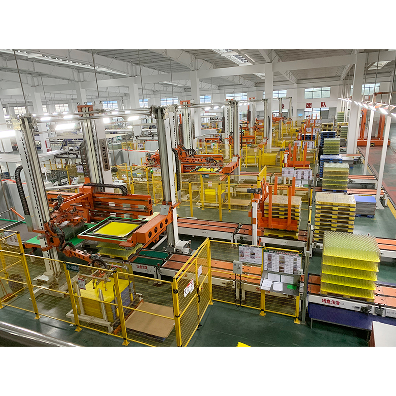 How can high-speed palletizing systems maintain pallet stability and stacking accuracy while increasing throughput?